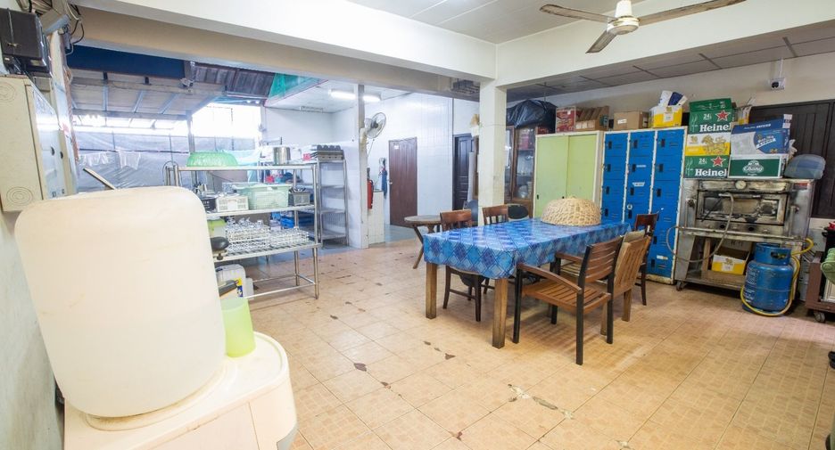 For sale 2 bedrooms retail Space in Thalang, Phuket
