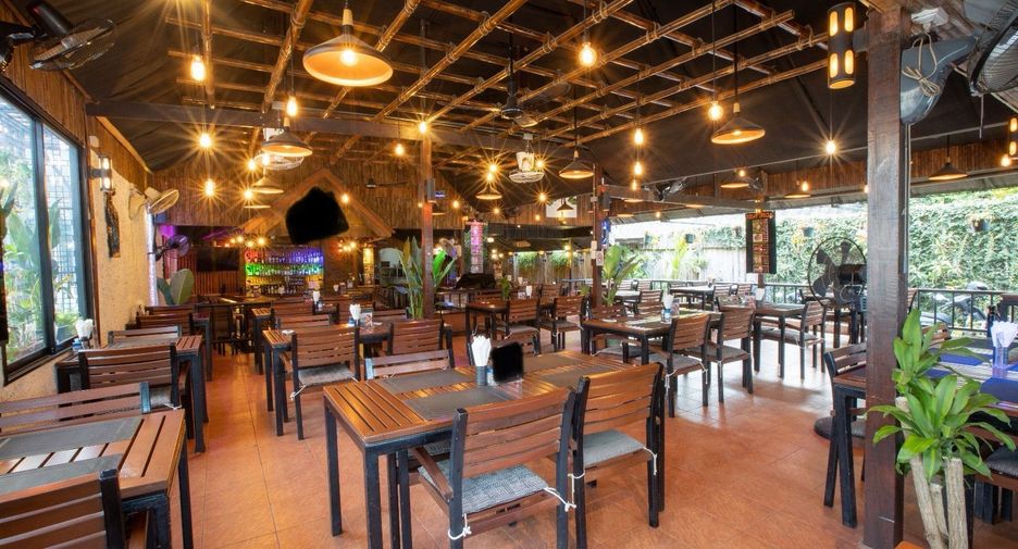 For sale 2 bedrooms retail Space in Thalang, Phuket