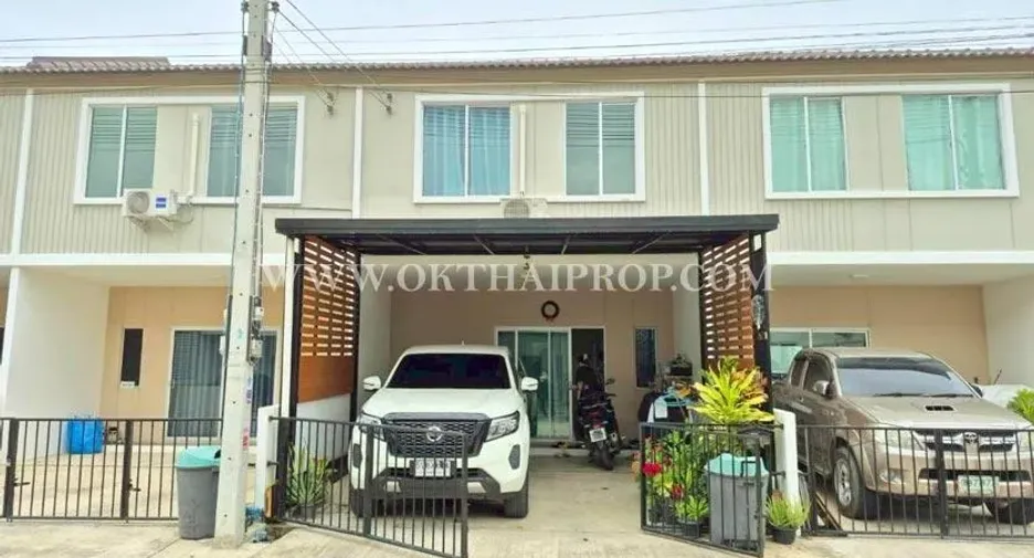 À vendre 3 chambres maison de ville à Mueang Samut Sakhon, Samut Sakhon
