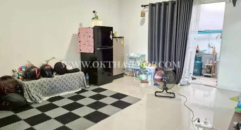À vendre 3 chambres maison de ville à Mueang Samut Sakhon, Samut Sakhon