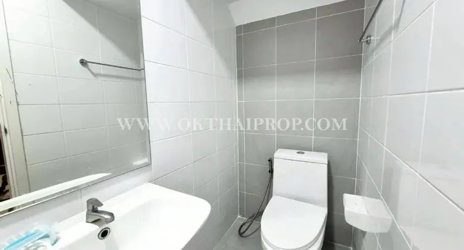 À vendre 3 chambres maison de ville à Mueang Samut Sakhon, Samut Sakhon