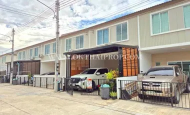 For sale 3 bedrooms townhouse in Mueang Samut Sakhon, Samut Sakhon