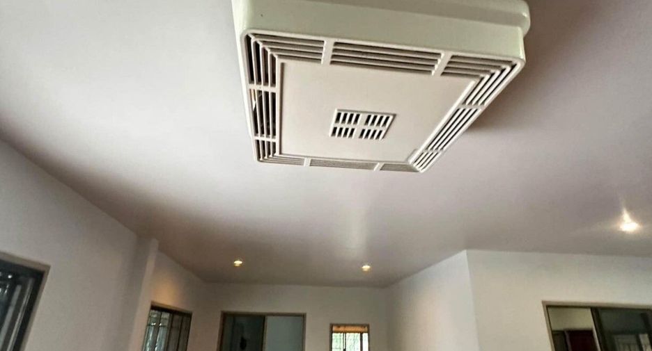 Haus zum Kauf mit 5 Zimmer in Hang Dong, Chiang Mai