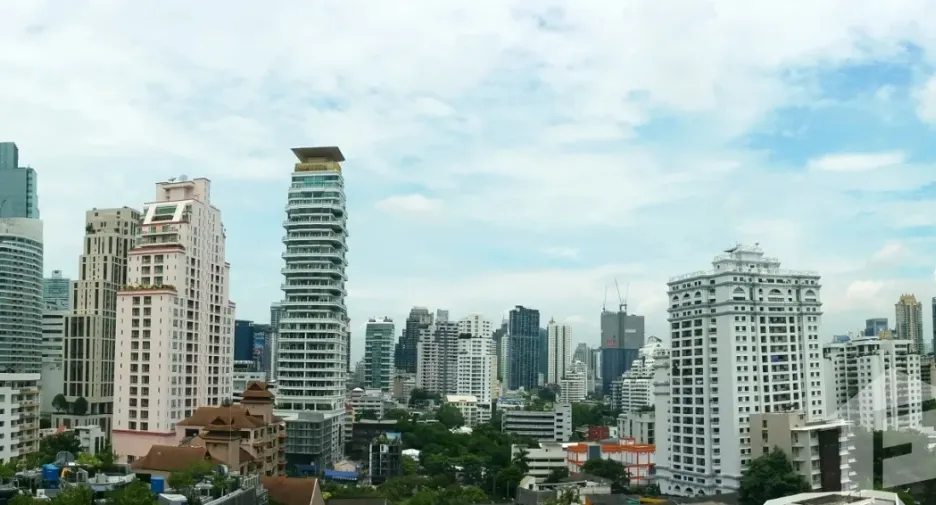 For sale 1 bed condo in Watthana, Bangkok