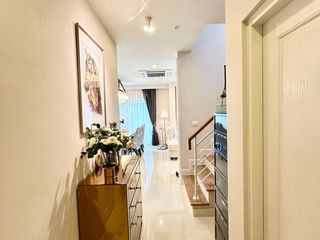 Casa en venta y en alquiler de 4 habitaciones en Khlong Luang, Pathum Thani