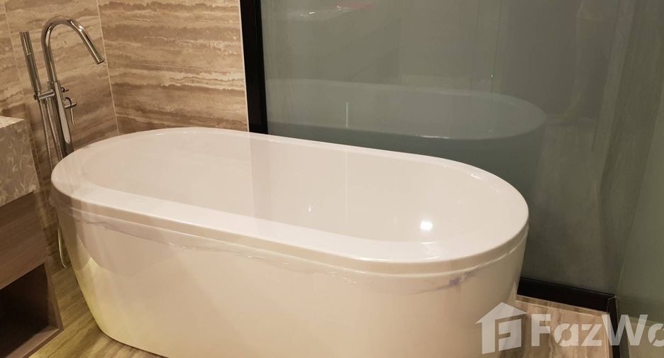Condo en venta y en alquiler de 2 habitaciones en Khlong Toei, Bangkok