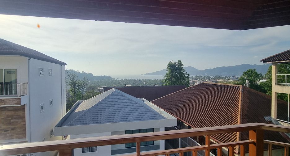 For sale 3 bedrooms condo in Kathu, Phuket