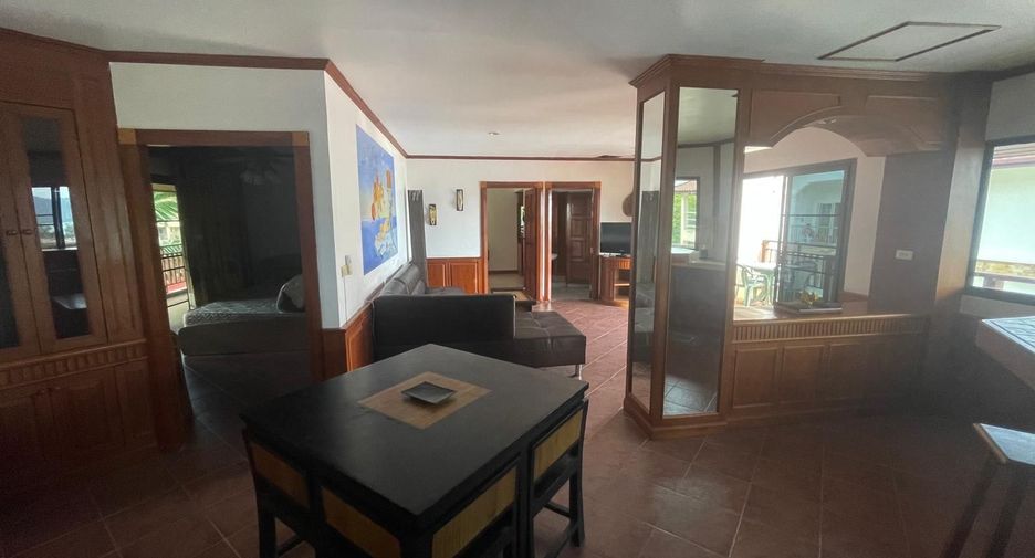 For sale 3 bedrooms condo in Kathu, Phuket