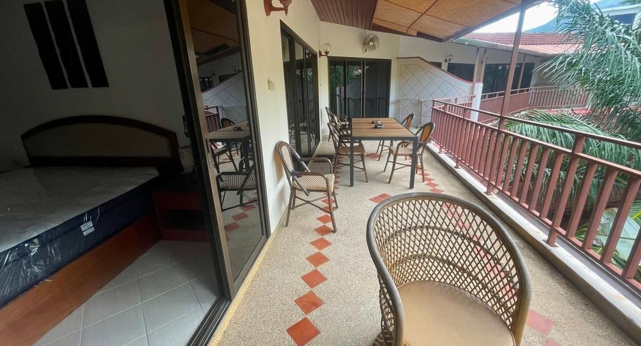 For sale 3 bedrooms condo in Kathu, Phuket
