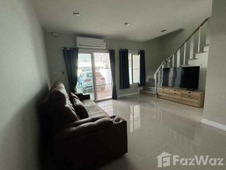 For rent 3 bedrooms townhouse in Mueang Chiang Mai, Chiang Mai