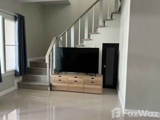 For rent 3 bedrooms townhouse in Mueang Chiang Mai, Chiang Mai