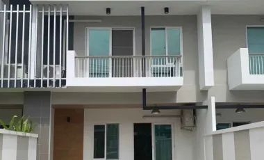 ให้เช่า 3 ห้องนอน ทาวน์เฮ้าส์ ใน เมืองเชียงใหม่, เชียงใหม่