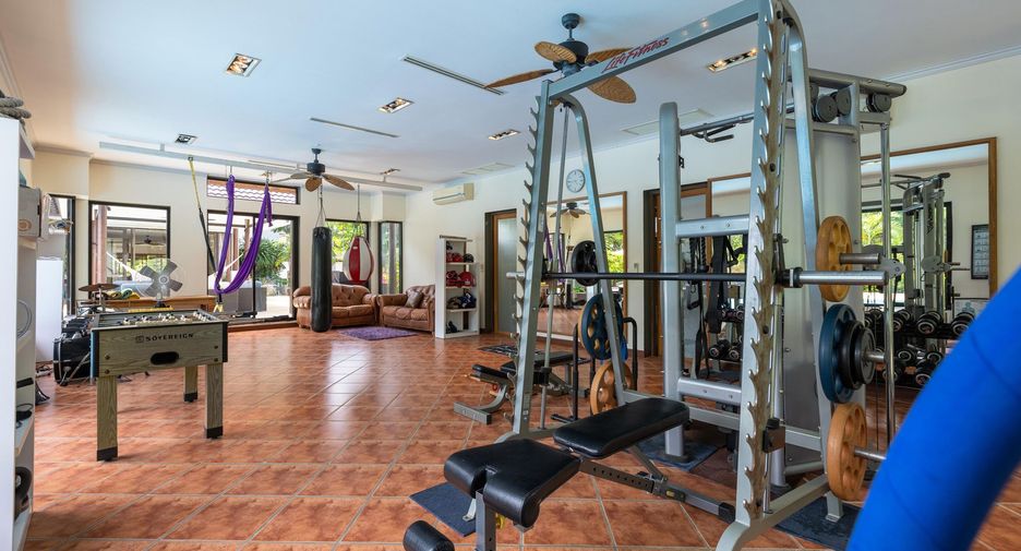 Villa zum Kauf und zur Miete mit 9 Zimmer in Cha Am, Phetchaburi