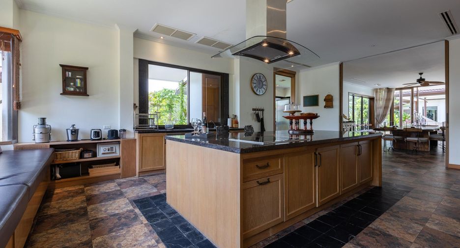 Villa zum Kauf und zur Miete mit 9 Zimmer in Cha Am, Phetchaburi