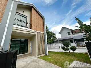 Reihenhaus zum Kauf mit 2 Zimmer in Mueang Phuket, Phuket
