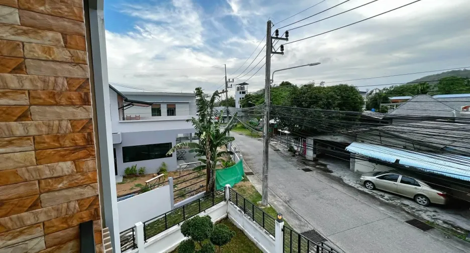 For sale 2 bedrooms townhouse in Mueang Phuket, Phuket