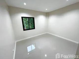 Reihenhaus zum Kauf mit 2 Zimmer in Mueang Phuket, Phuket