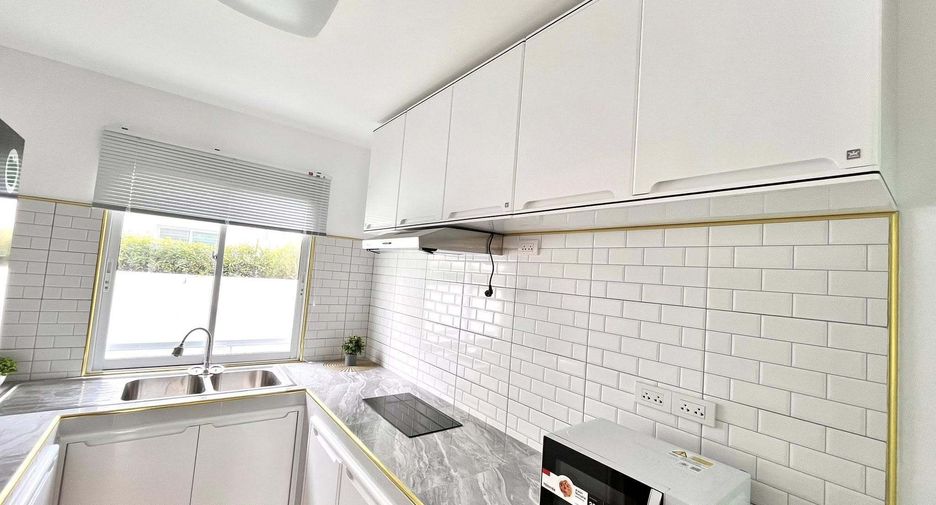 Haus zum Kauf mit 3 Zimmer in Bang Lamung, Chonburi