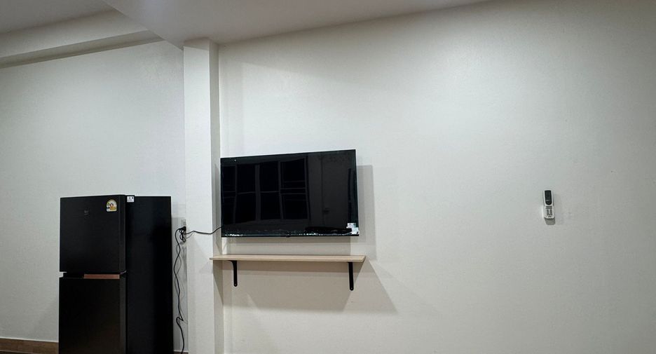 For rent 2 bedrooms townhouse in Mueang Phuket, Phuket