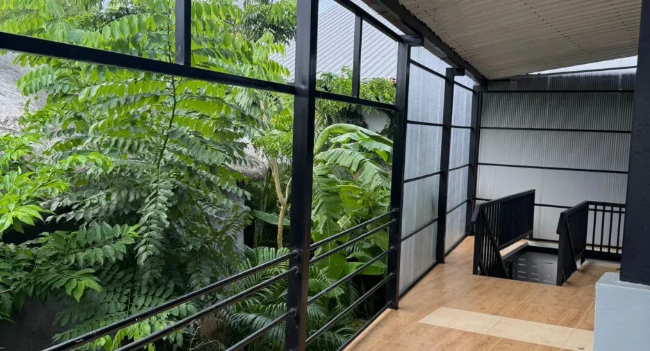 出租 2 卧室 联排别墅 在 Phuket Town, 普吉