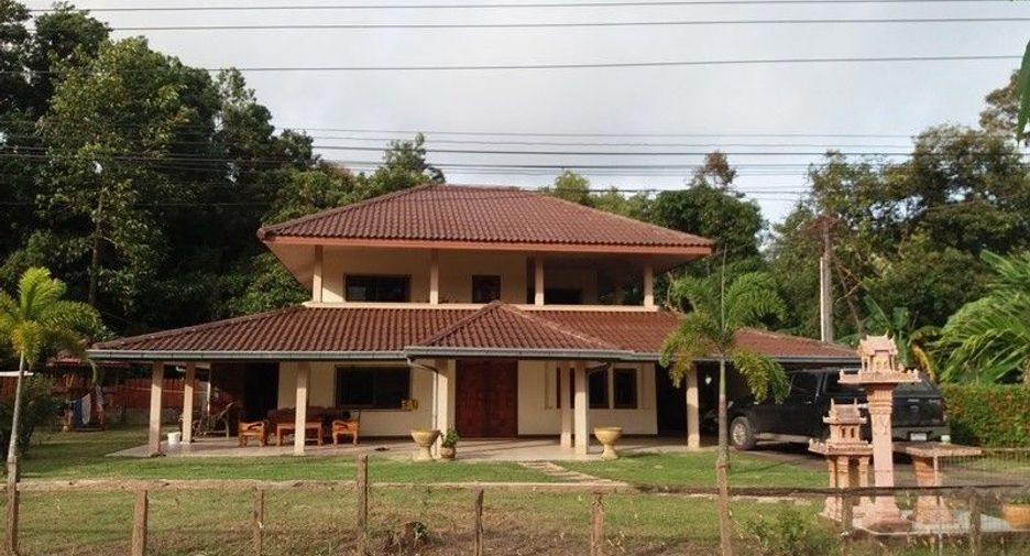 For sale 6 ベッドルーム house in Tha Mai, Chanthaburi