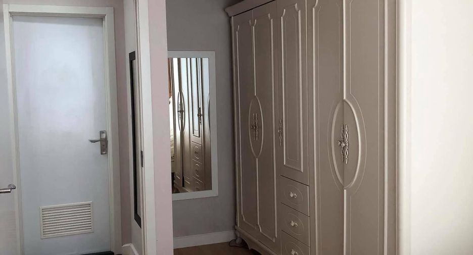 For sale 1 bed condo in Phra Khanong, Bangkok