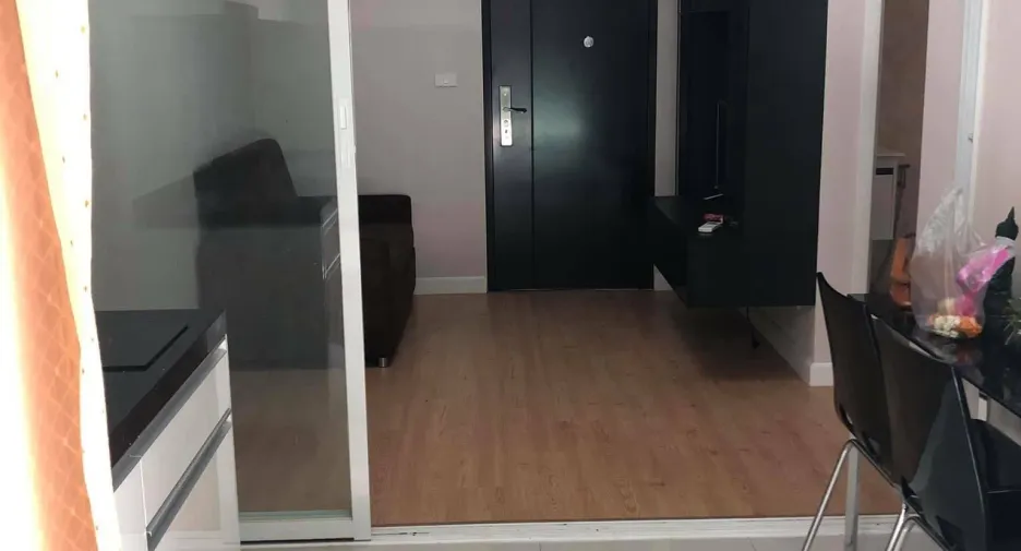 Продажа 1 кровать кондо в Пхра Кханонг, Бангкок