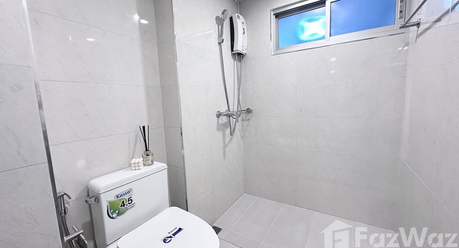 For sale 1 bed condo in Bang Phlat, Bangkok