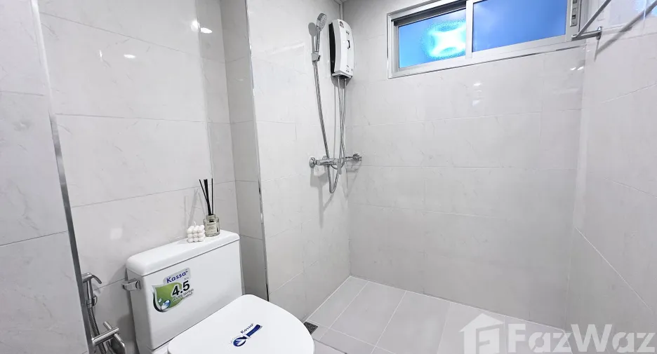 For sale 1 bed condo in Bang Phlat, Bangkok