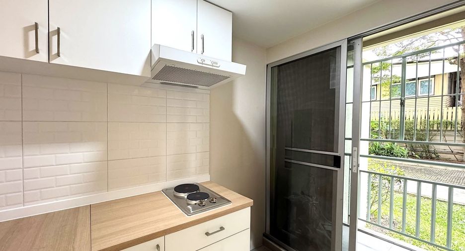 For sale 1 bed condo in Bang Phlat, Bangkok