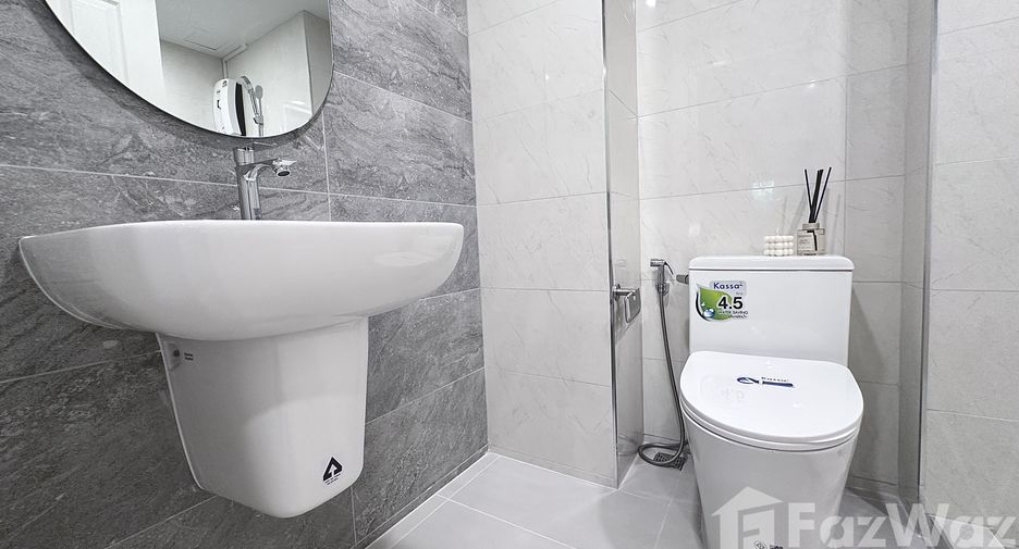 For sale 1 bed condo in Bang Phlat, Bangkok