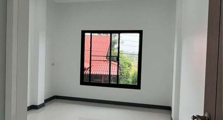 À vendre 3 chambres maison à San Sai, Chiang Mai
