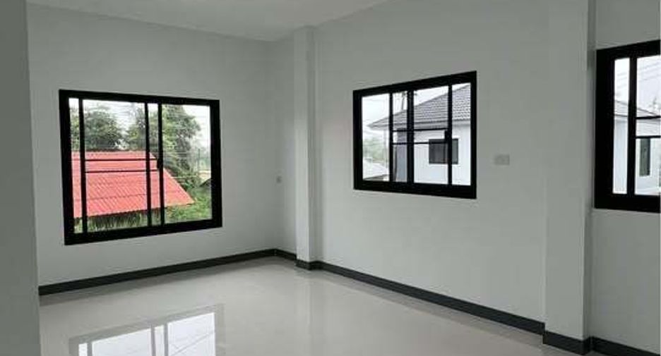 À vendre 3 chambres maison à San Sai, Chiang Mai