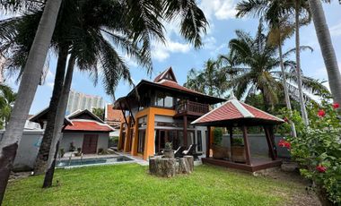 Villa en alquiler de 4 habitaciones en Bang Lamung, Chonburi