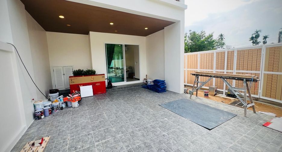 For sale 2 bedrooms townhouse in Thalang, Phuket