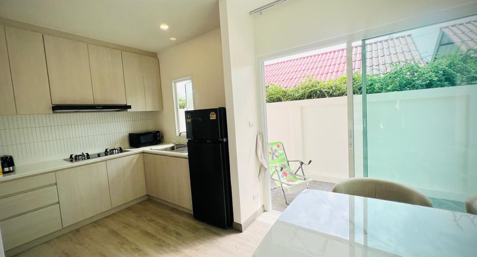 For sale 2 bedrooms townhouse in Thalang, Phuket