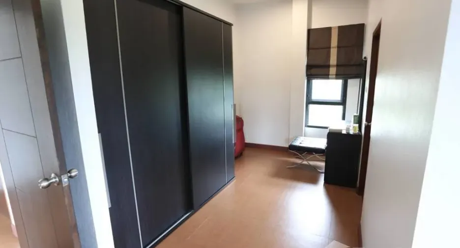 For sale 5 bedrooms house in San Sai, Chiang Mai