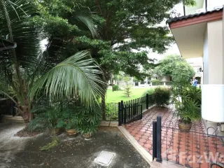 出售 5 卧室 独立屋 在 San Sai, Chiang Mai
