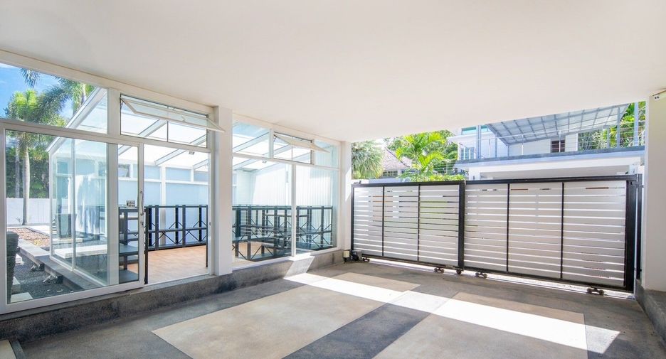For sale and for rent 4 bedrooms villa in Thalang, Phuket
