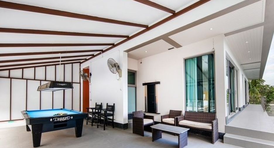 For sale and for rent 4 bedrooms villa in Thalang, Phuket