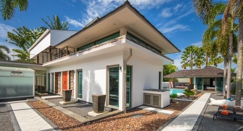 For sale and for rent 4 bedrooms villa in Thalang, Phuket
