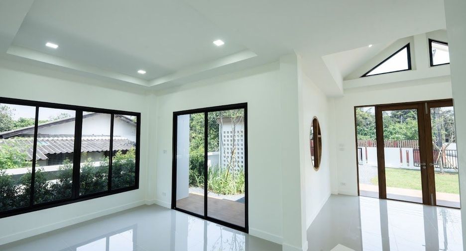 For sale 3 bedrooms house in Doi Saket, Chiang Mai