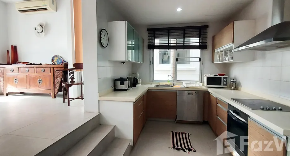 For sale 3 ベッドルーム villa in Klaeng, Rayong
