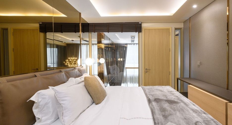 For sale 2 bedrooms condo in Watthana, Bangkok