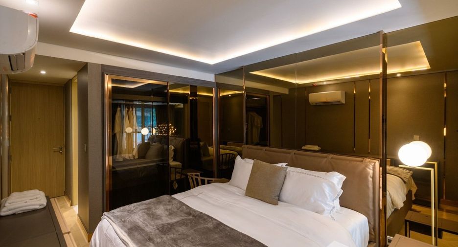 For sale 2 bedrooms condo in Watthana, Bangkok