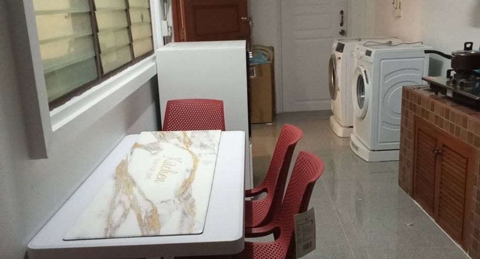 ขาย และ ให้เช่า 4 ห้องนอน บ้านเดี่ยว ใน เมืองเชียงใหม่, เชียงใหม่
