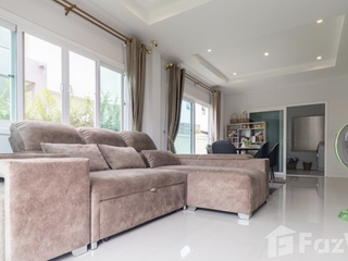 For rent 4 bedrooms condo in Mueang Pathum Thani, Pathum Thani