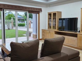 Villa zum Kauf und zur Miete mit 4 Zimmer in Bang Lamung, Chonburi