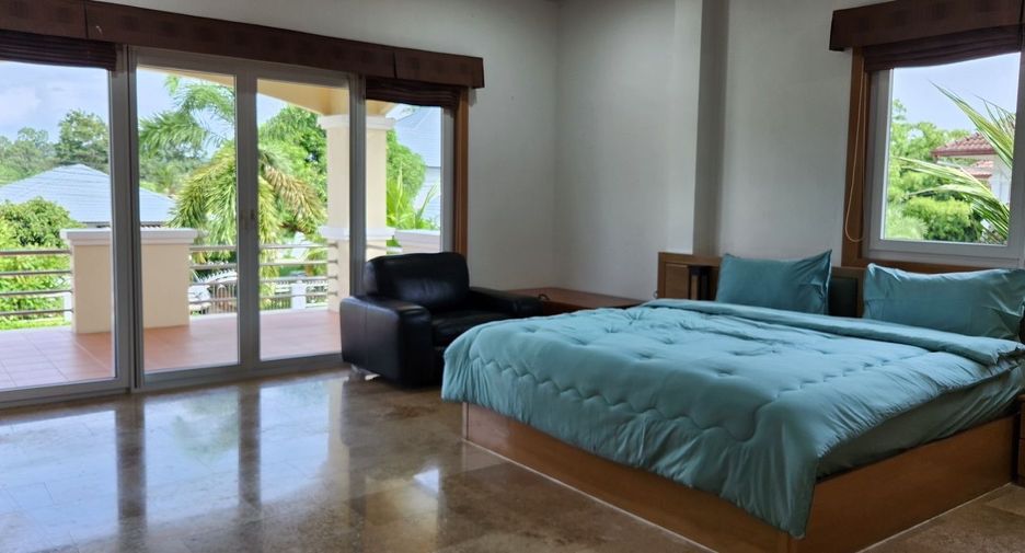 For sale and for rent 4 bedrooms villa in Bang Lamung, Chonburi