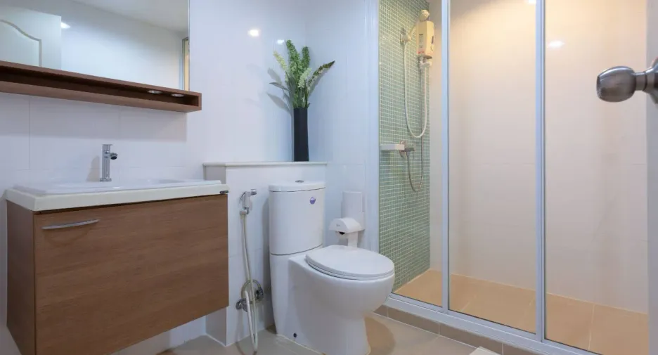 For sale and for rent 2 bedrooms condo in Sathon, Bangkok